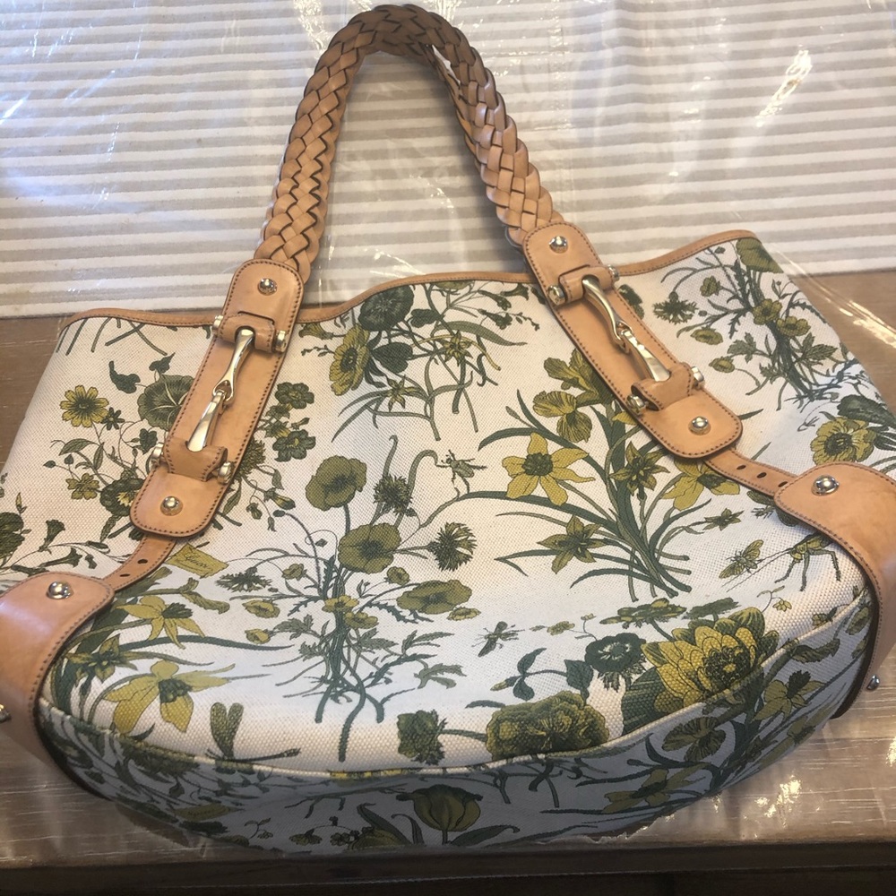 Gucci - limited Vintage bag  closing out closet  last chance